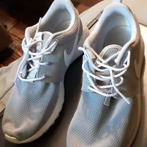 (Real) grey and white roshi's.
